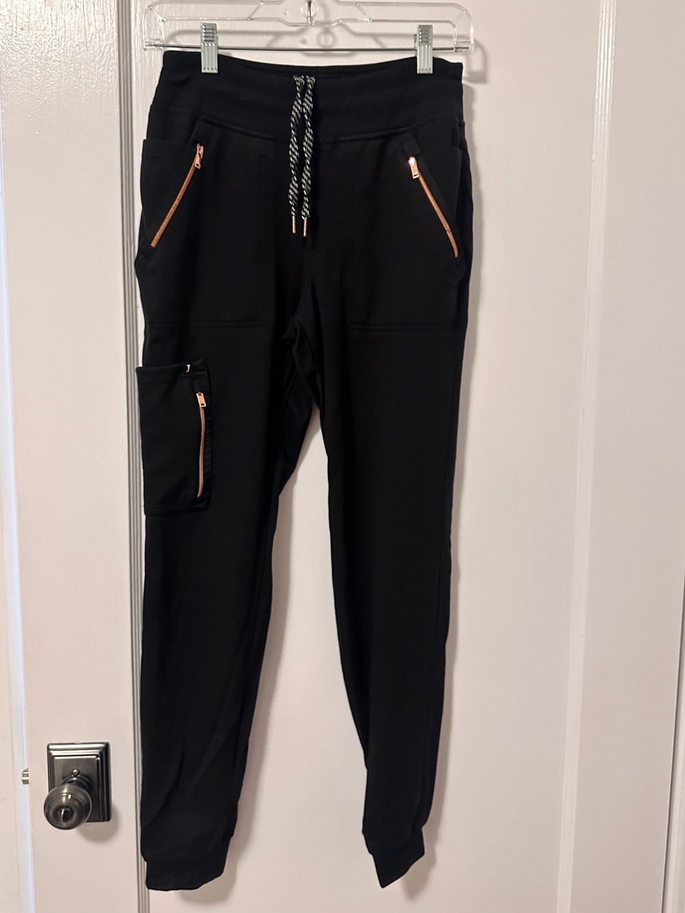 Jaanuu scrub bottoms